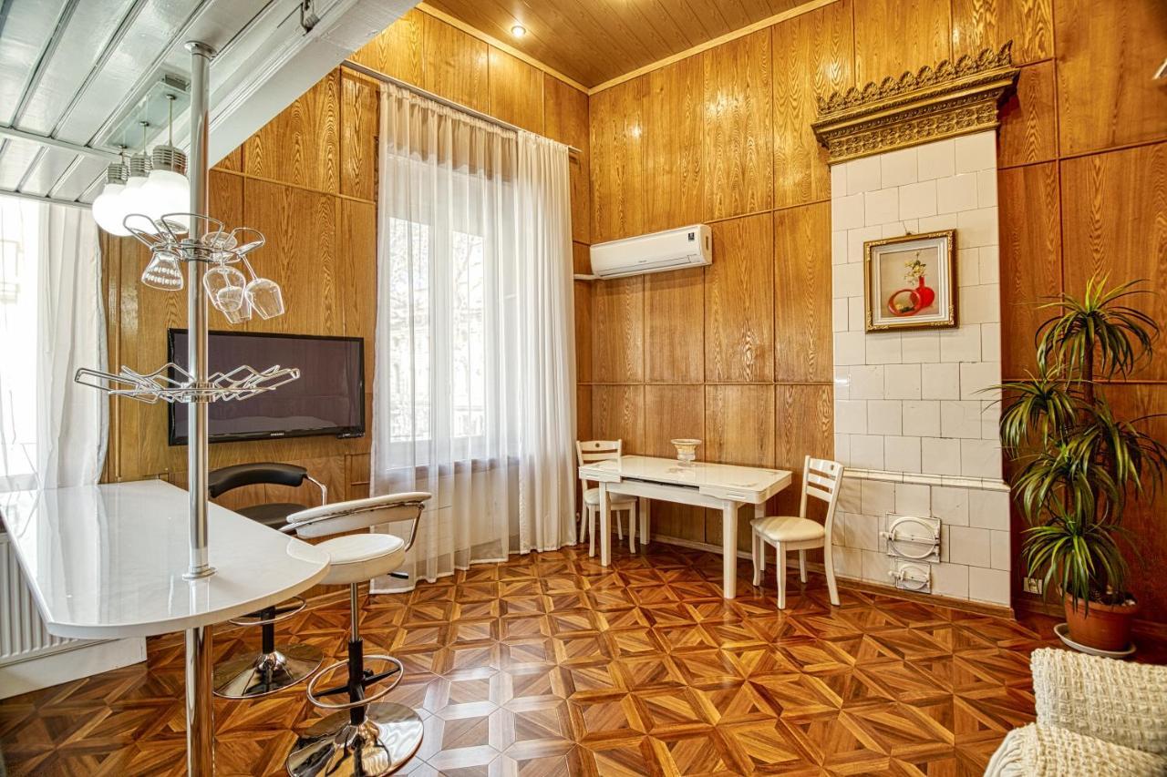 Rustaveli Central Aparthotel تبليسي المظهر الخارجي الصورة