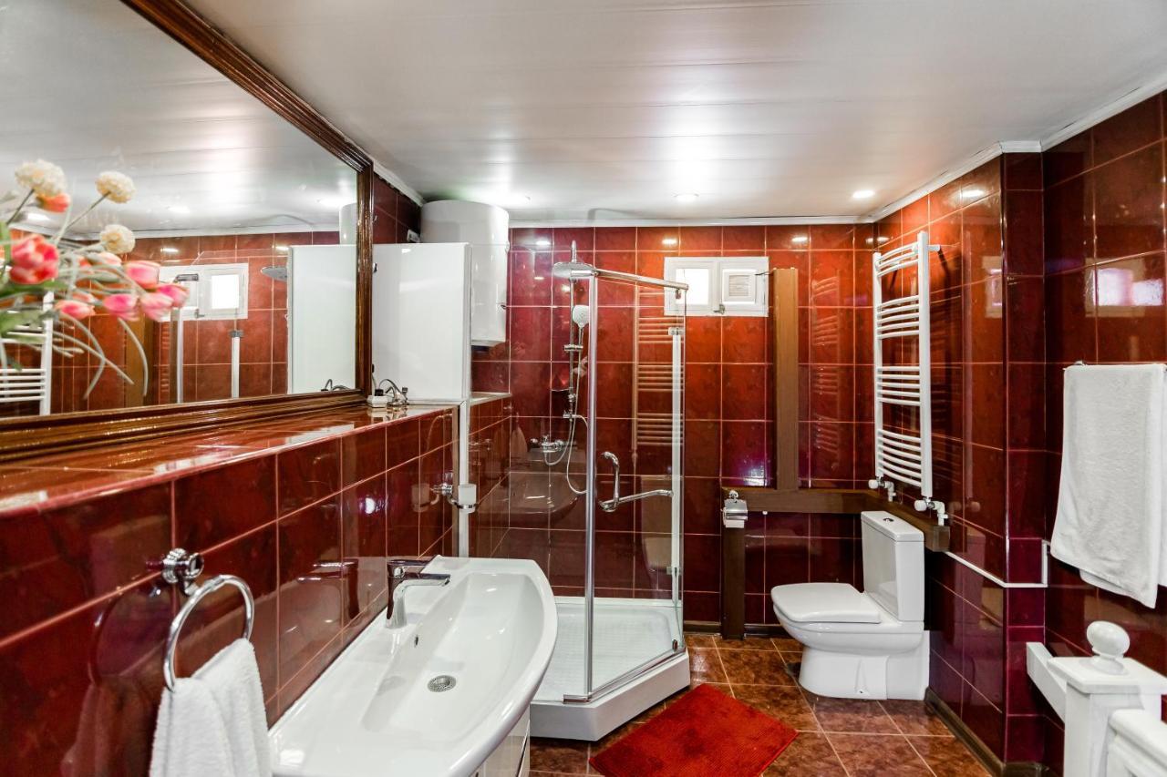 Rustaveli Central Aparthotel تبليسي المظهر الخارجي الصورة